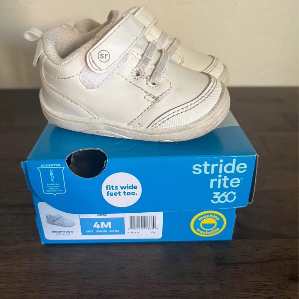 Stride Rite baby shoes taye 2.0 sneaker size 4